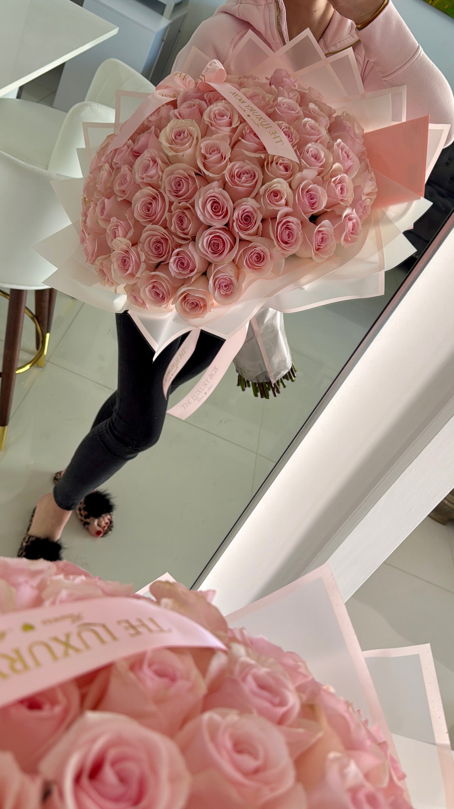 100 long stem roses