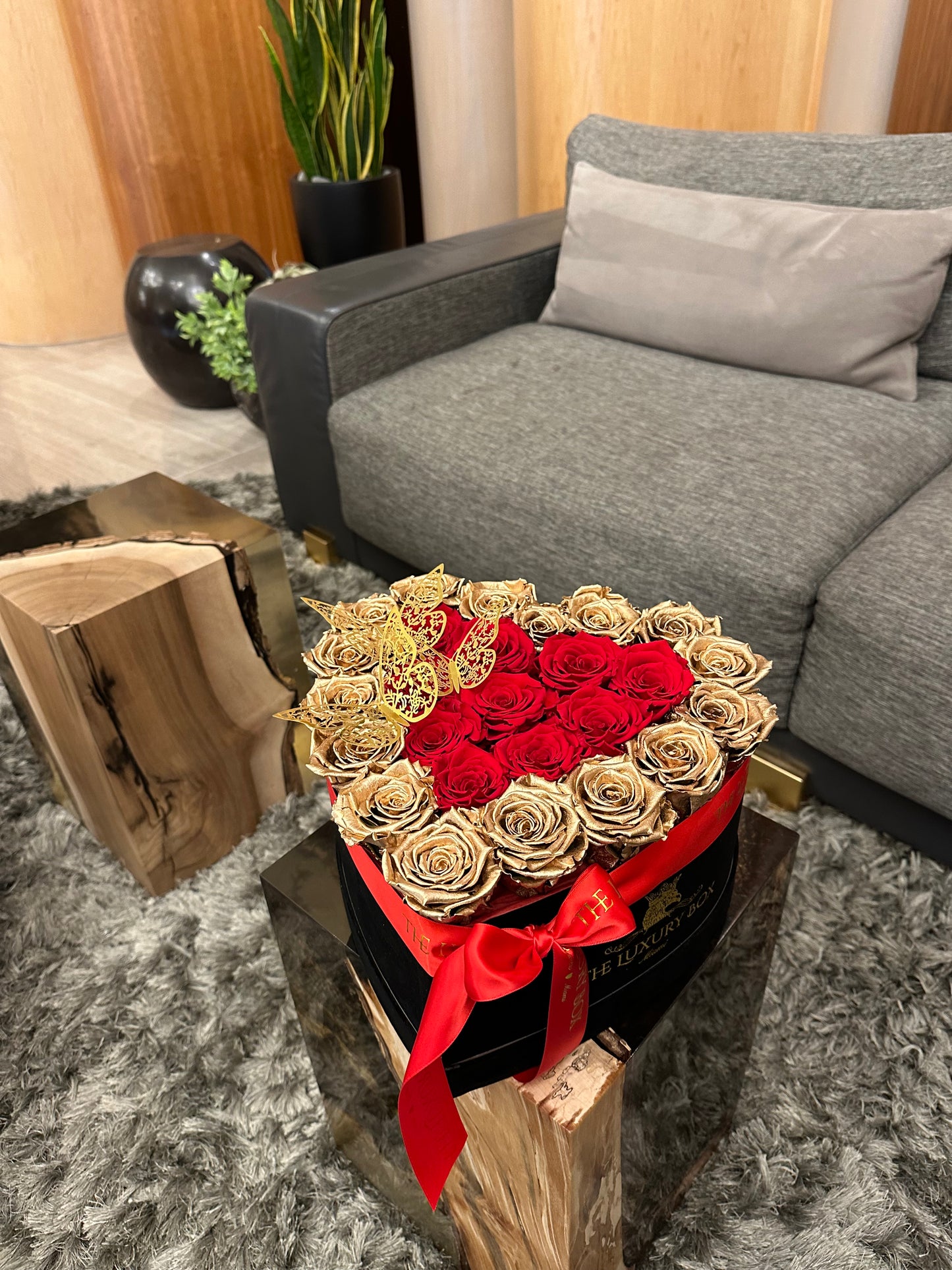 Large Heart Box with Eternal Roses ❤️🌹