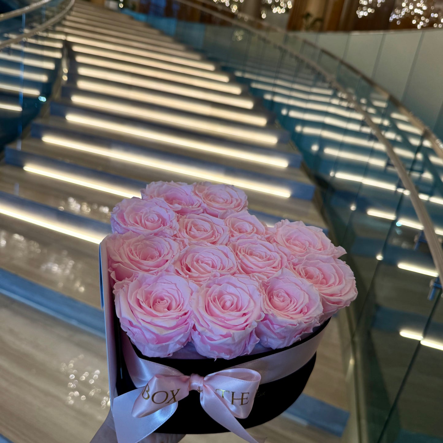 Miami Flowers Delivery Preserved roses pink roses