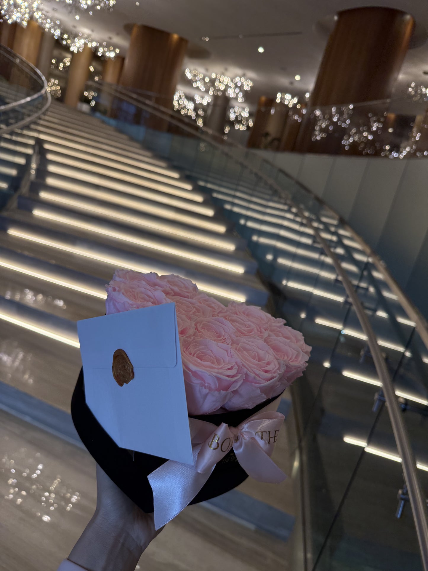 Miami Flowers Delivery Preserved roses pink roses