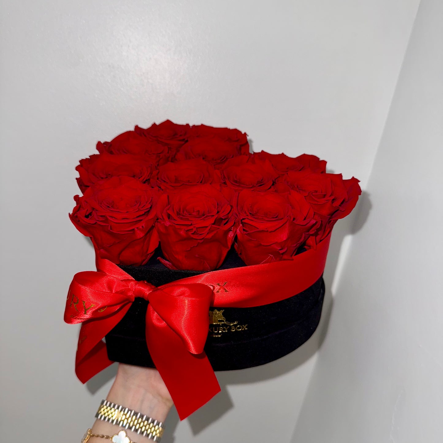 Miami Flowers Delivery Preserved roses pink roses