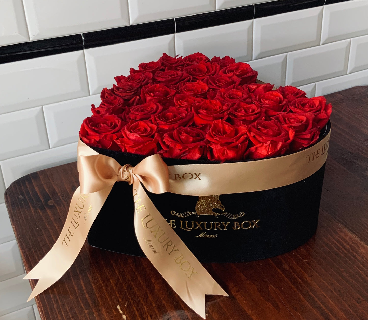 Large Heart Box with Eternal Roses ❤️🌹