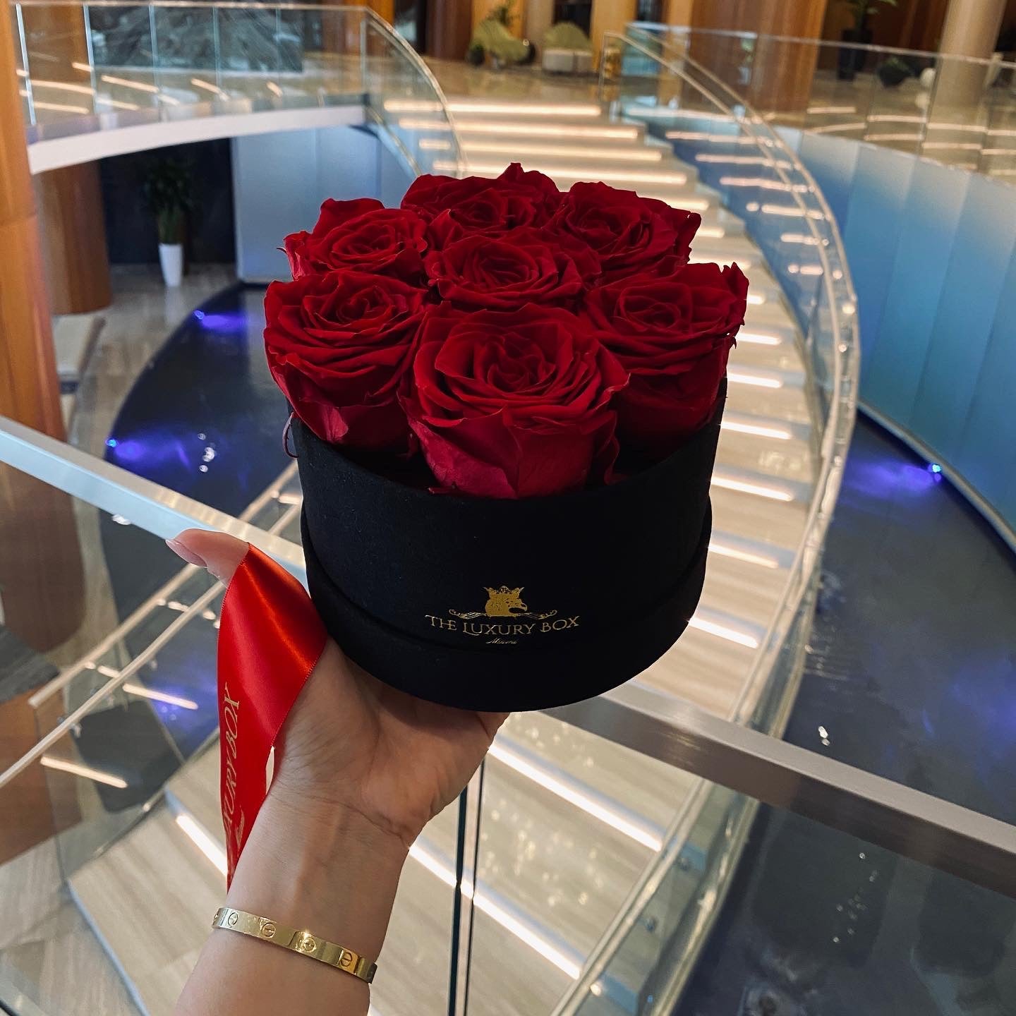 red eternal roses luxury box Miami