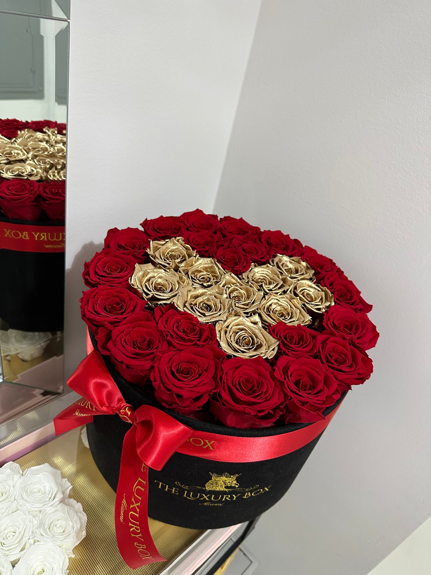 Large Box with Eternal Roses